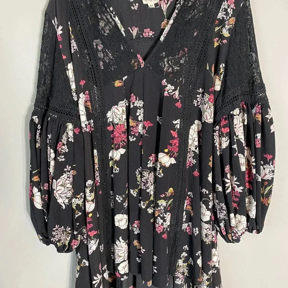 POL Women's Size Medium Floral Lace Details Boho Balloon Sleeve Black Mini Dress - Image 4