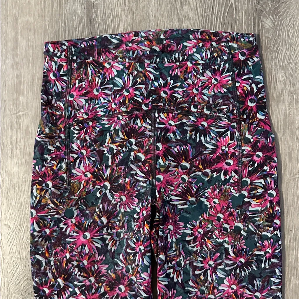 Lululemon Sz 4 Swift Speed High Rise Crop Workout Yoga Athletic Women’s Leggings - Image 4