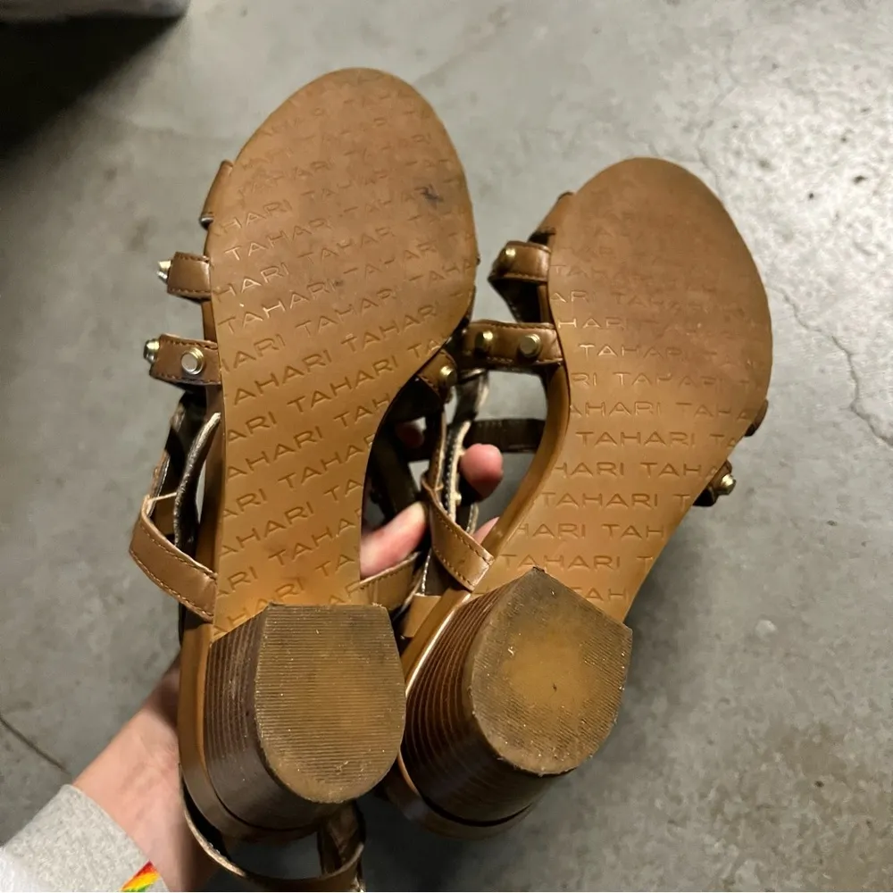 Tahari Kennedy Butterscotch Leather Studded Strappy Open Toe Heel Sandals 6.5 - Image 6