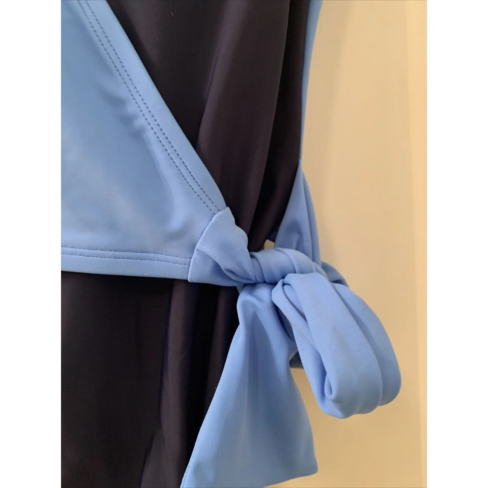 Kona Sol Women's Wrap Tie Colorblock One Piece Swimsuit Navy Blue Size Small - Image 6