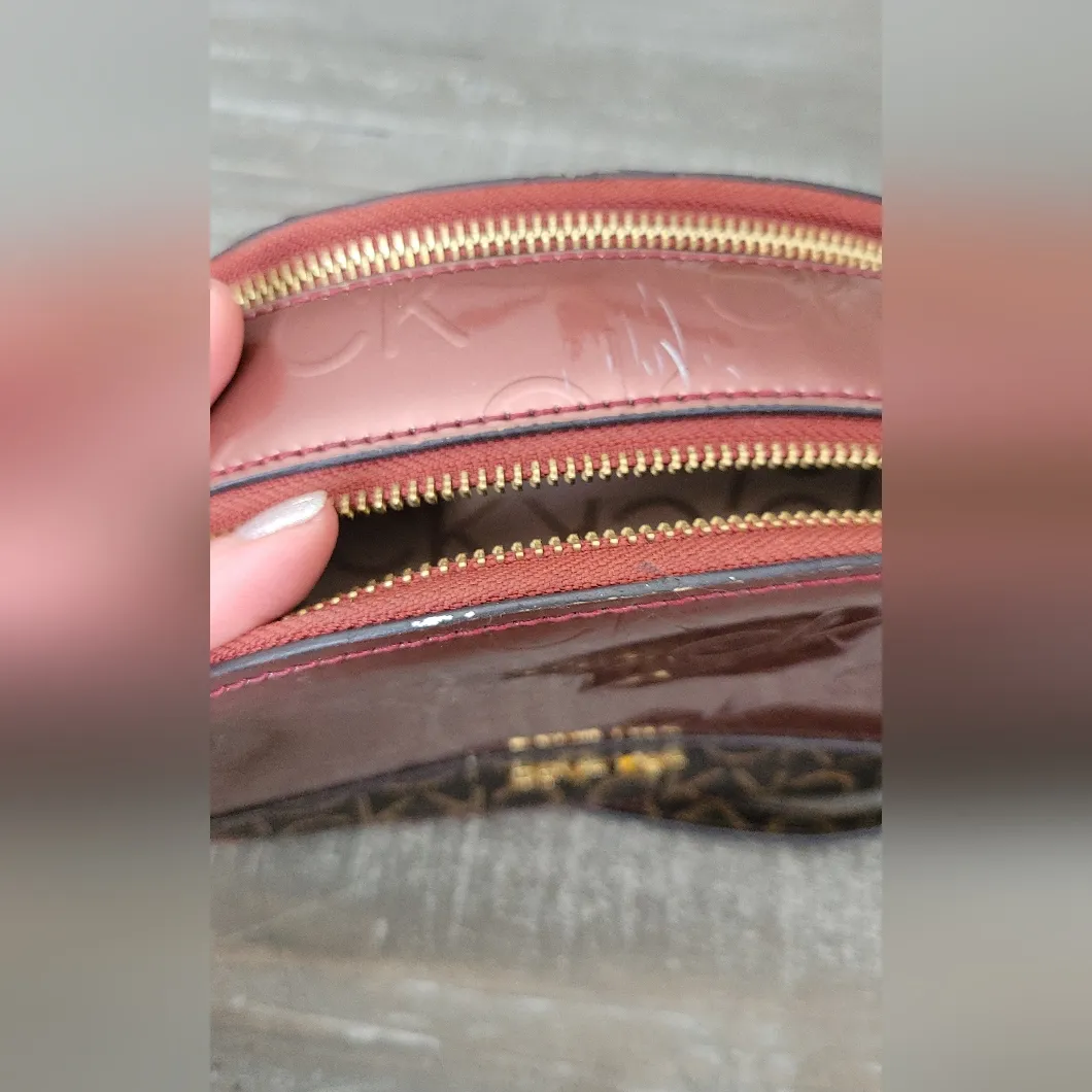 Calvin Klein Ashley crossbody. - Image 7