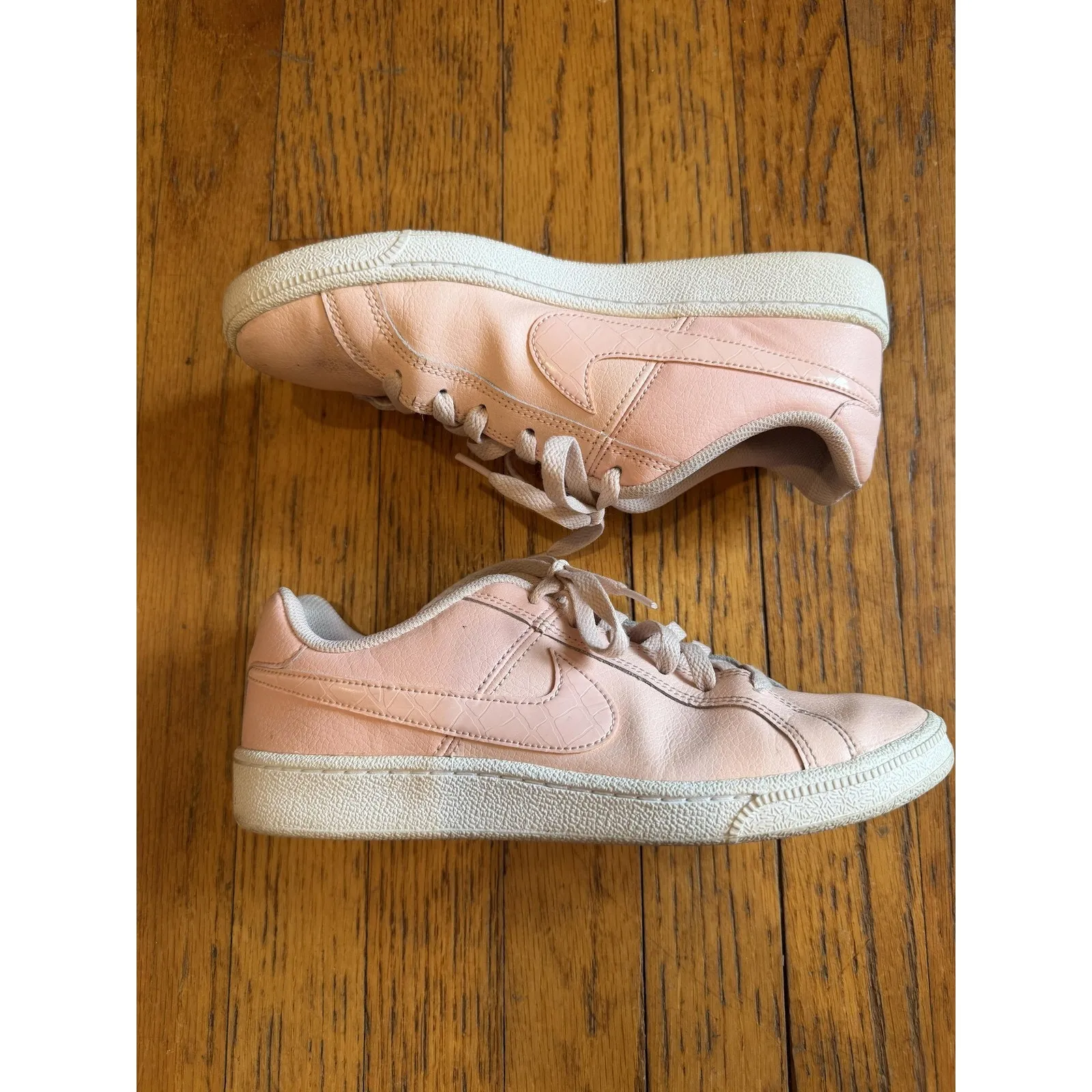 Nike Court Royale Shoes Womens Size 8 Pink Low Top Casual Tennis 749867-604 - Image 3