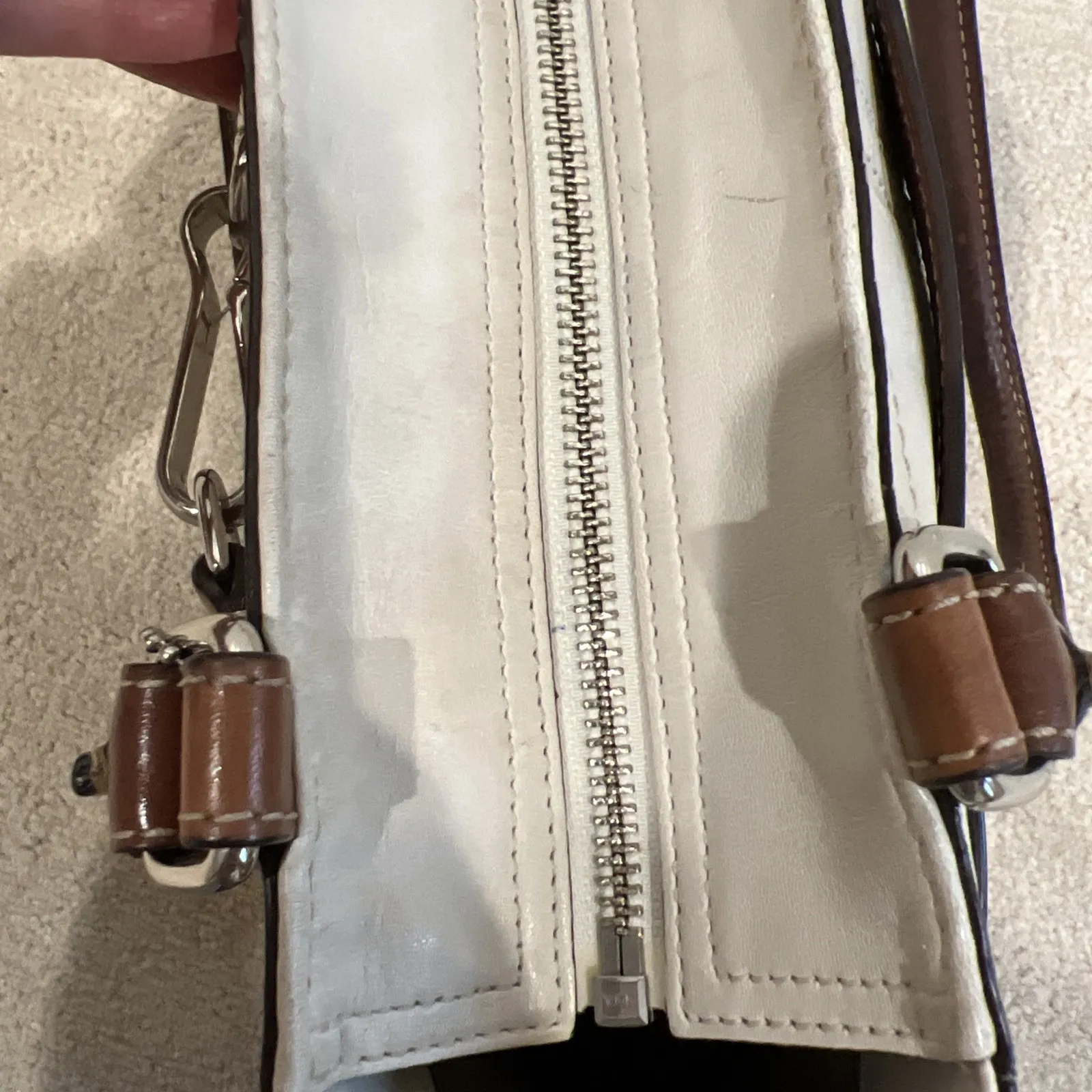 Vintage Coach K0720-F11199 Hampton Satchel White & Brown Leather Handbag Classic - Image 11