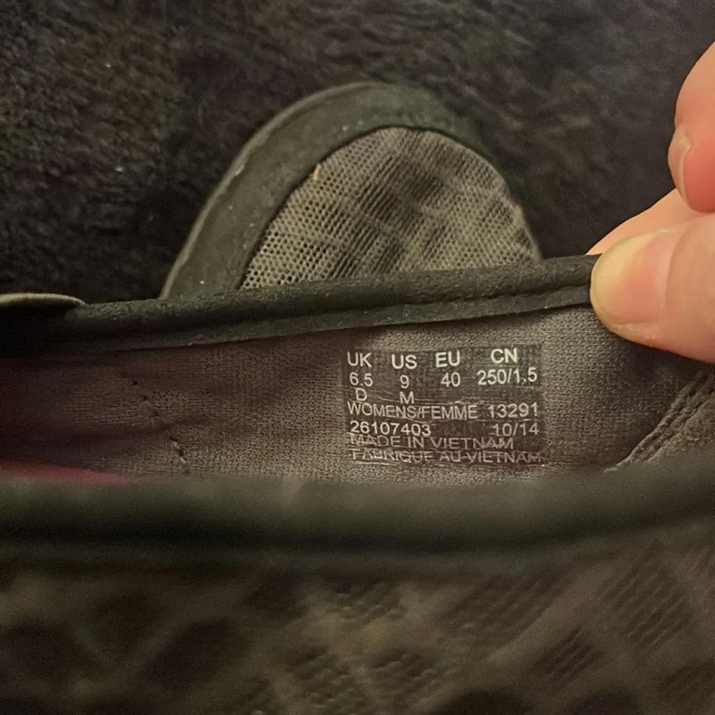 Clark’s Collection Charron Myrtle Loafers Slip Ons black gray pink accent size 9 - Image 3