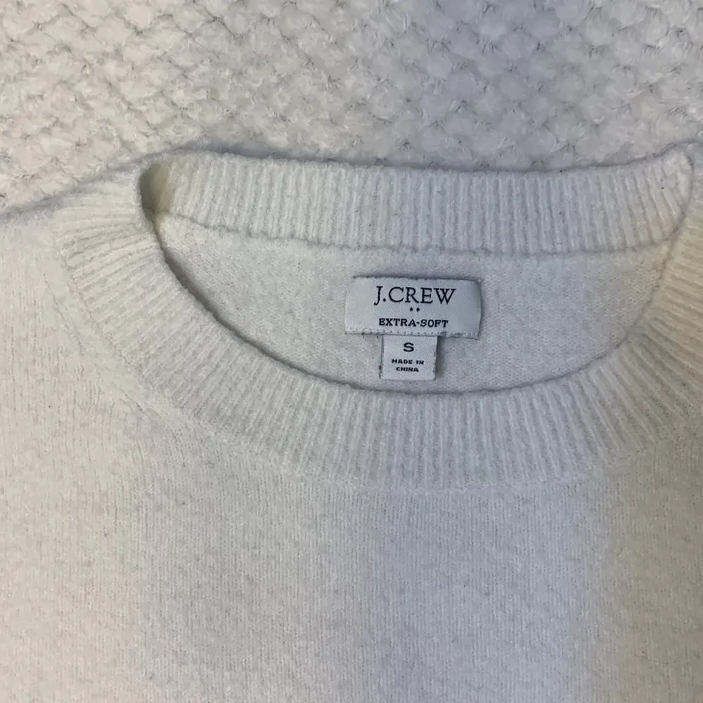 J Crew tri color extra soft sweater  sz S crew neck comfy casual cozy office - Image 2