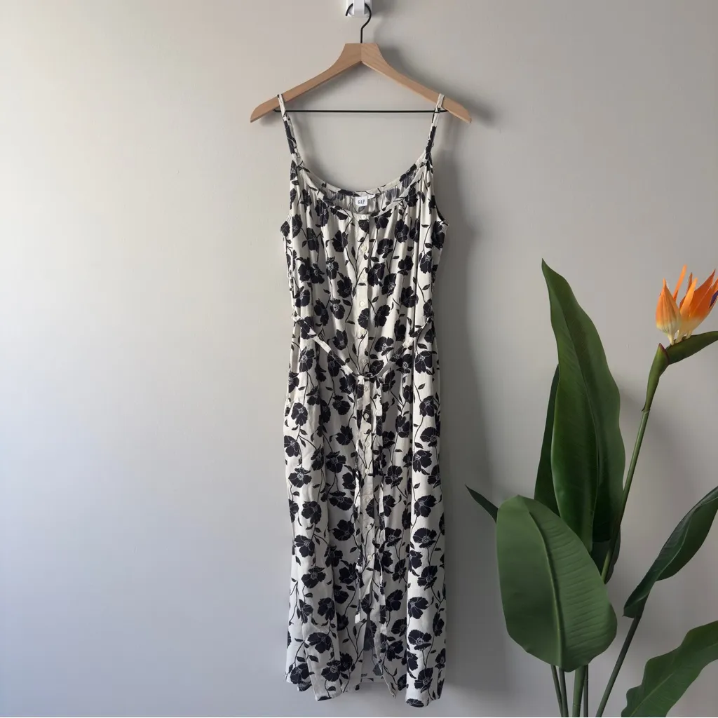GAP Tie-Waist Scoopneck Midi Dress in White Black Floral Button Down Front M NWT - Image 3