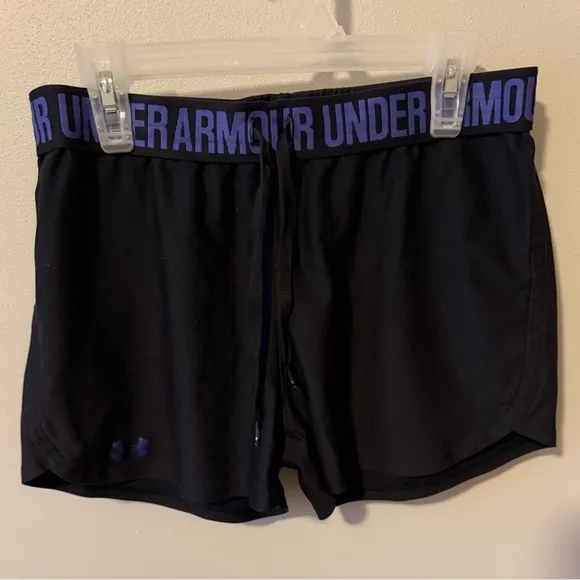 Under Armour Women's Black Shorts - Image 2