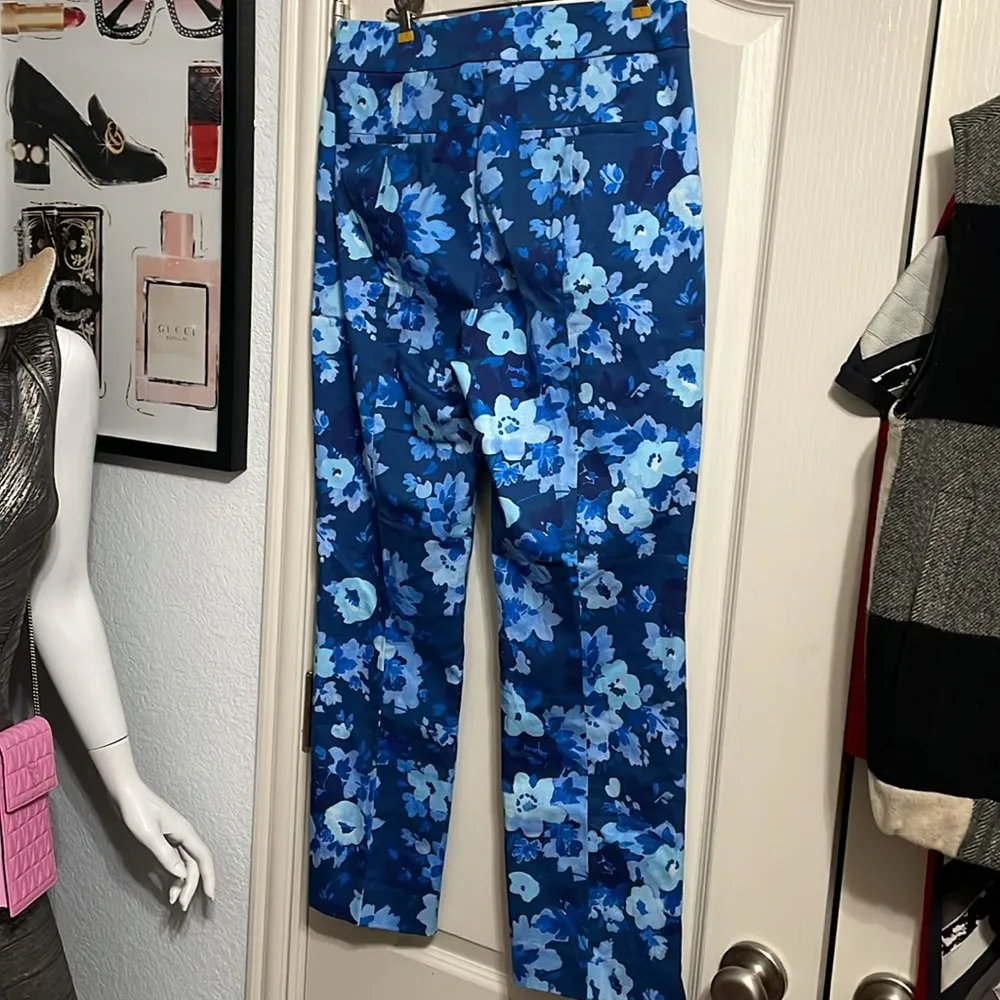 💙NWT J. Crew Remi Pant in Blue Watercolor Begonias - Image 3
