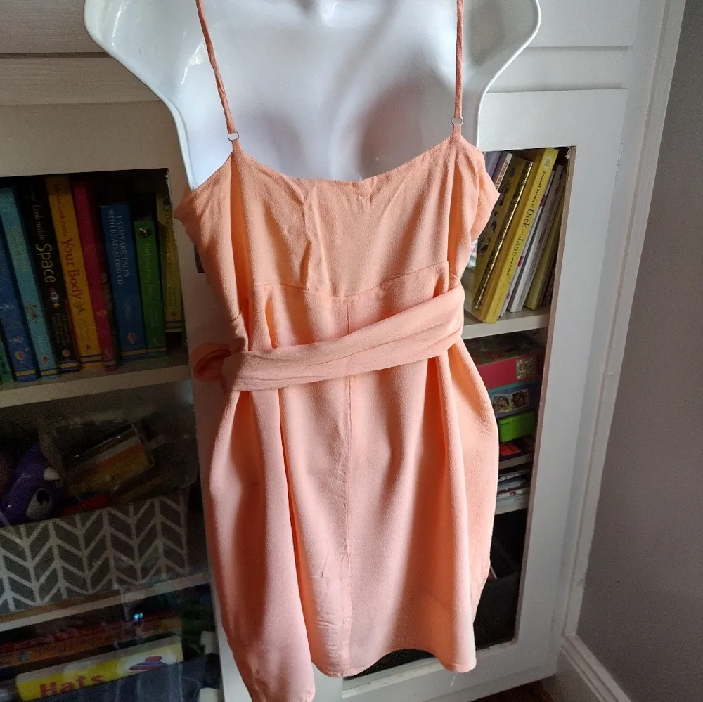 Olivaceous wrapped top - Image 2