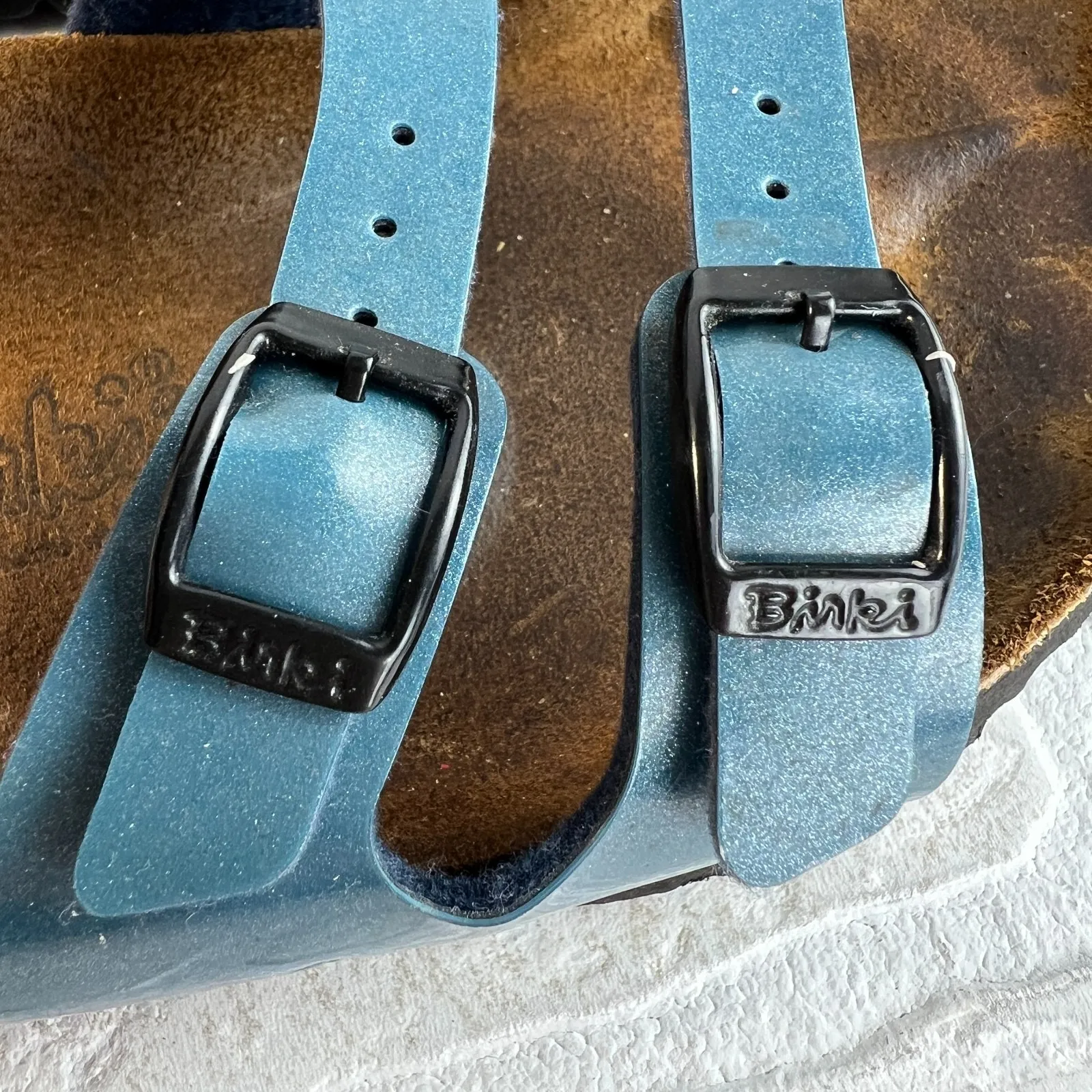 Birki's Birkenstock Florida Sandals 38 W7 N Blue Shimmer 3-Strap Buckle M5 Comfy - Image 4