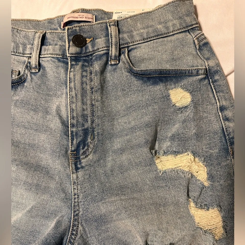 Sonoma brand NWT high rise boyfriend midi distressed jean shorts - size 9/29W - Image 5