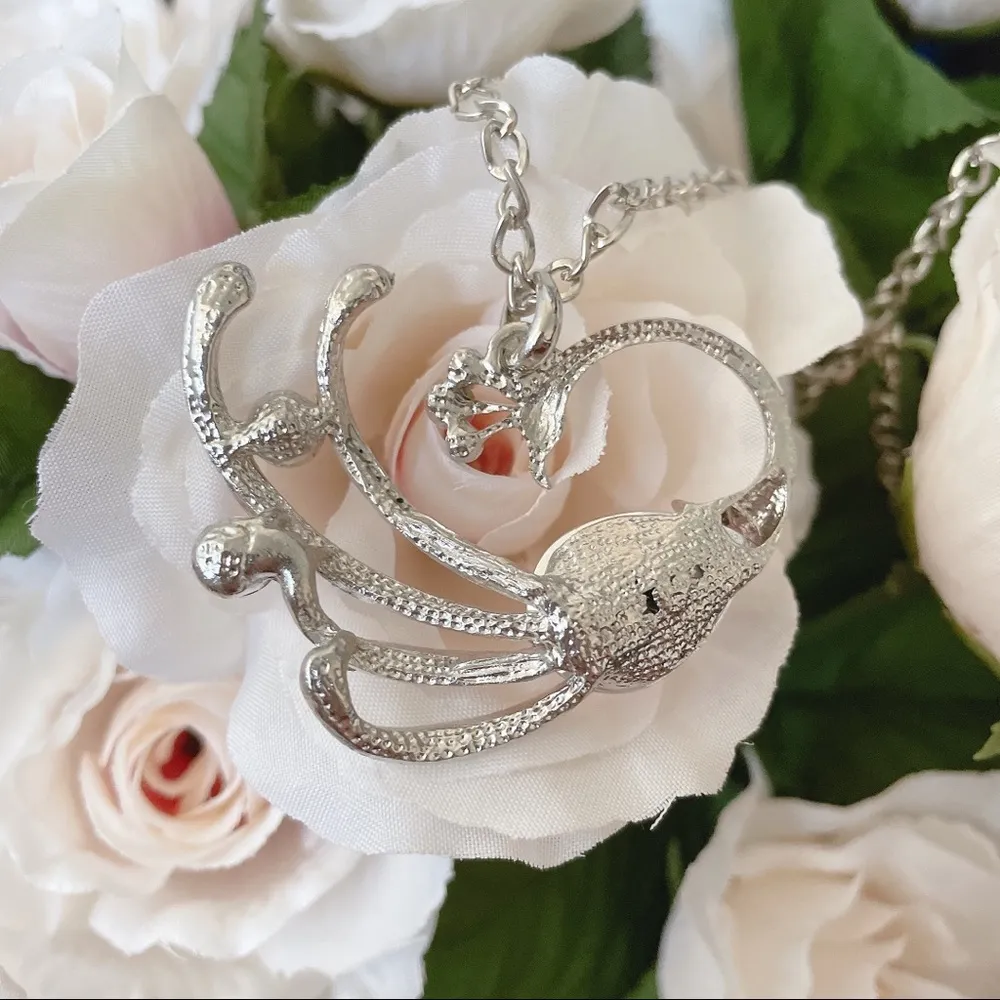 Pink Peacock crystal necklace - Image 2