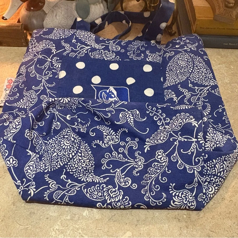 Meet Duke Blue & White Paisley Tote with Structured Design - Image 7