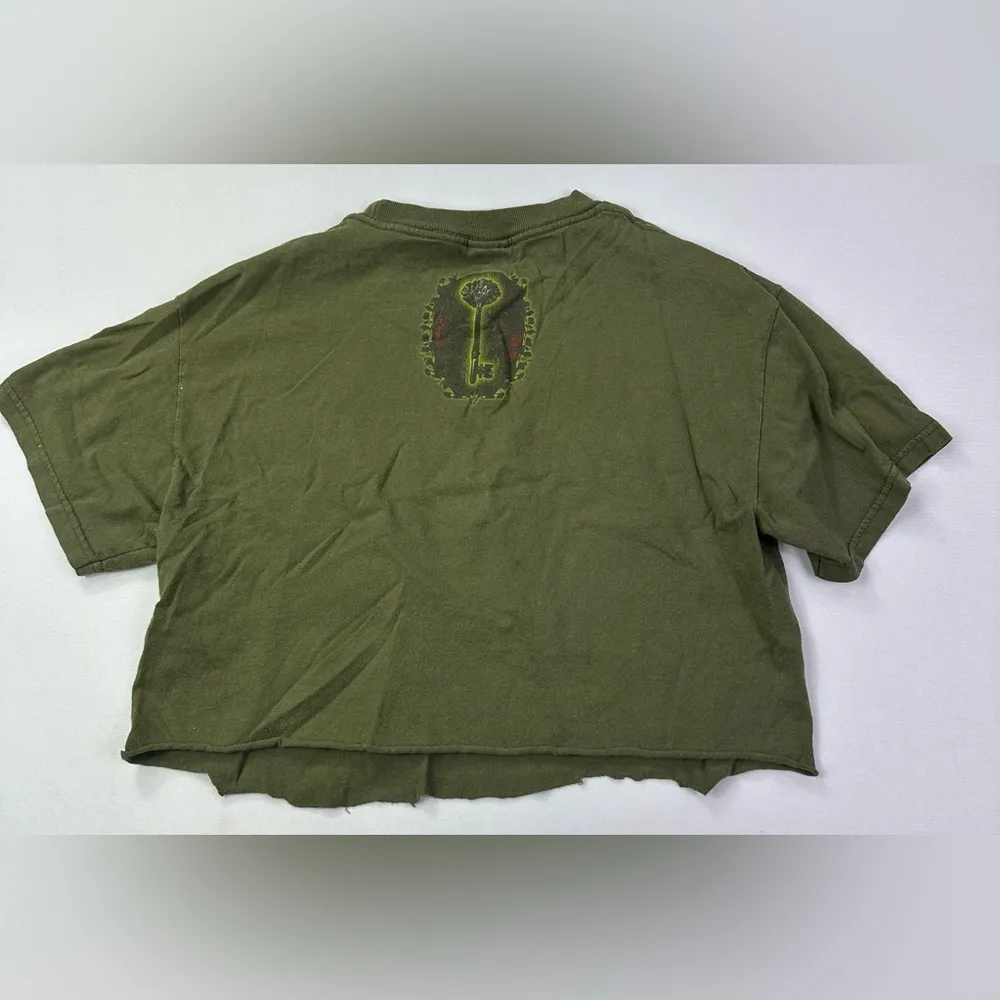Korn band cropped t shirt size Medium Green - Image 2