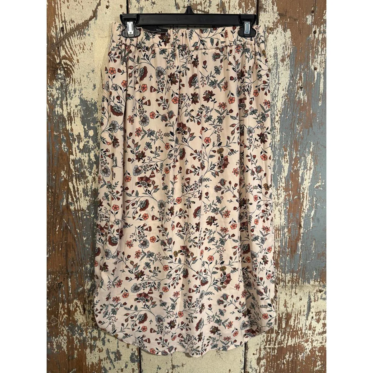 NWT Maurices Hi-Low Floral Button Front Skirt, size XS - Image 5