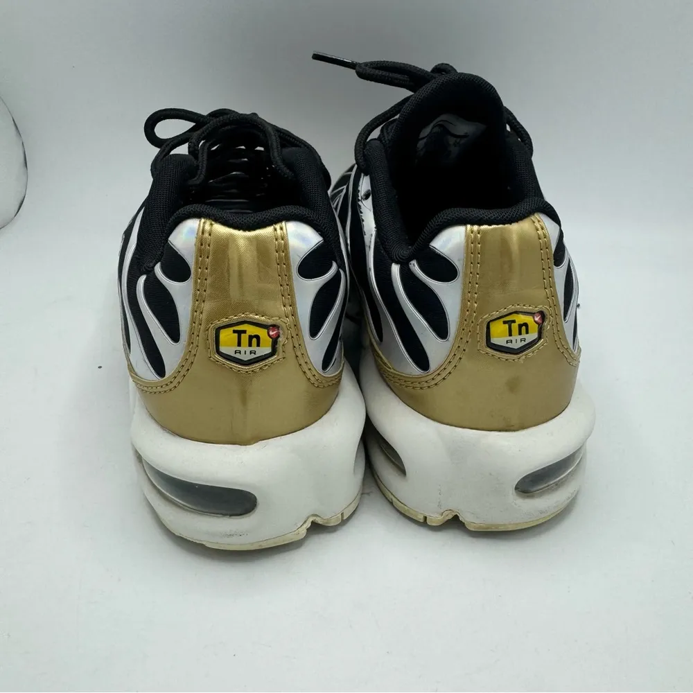 Nike Air Max Plus TN 'Black Gold' Great Color! Sneaker Size 7 - Image 4