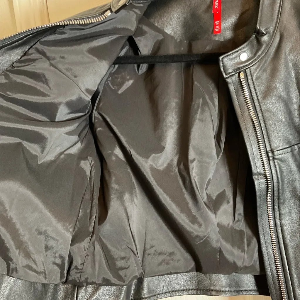 The Spanx II Moto Jacket in Luxe Black Woman’s Jacket Size Medium - Image 10