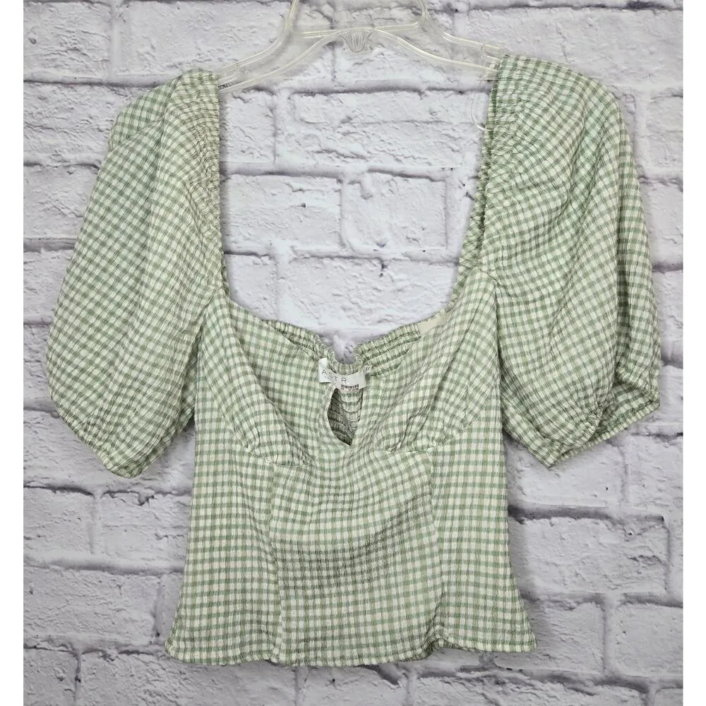 ASTR The Label Daydreamer Women's Puff Sleeve Smocked Top XS. Green - Image 3