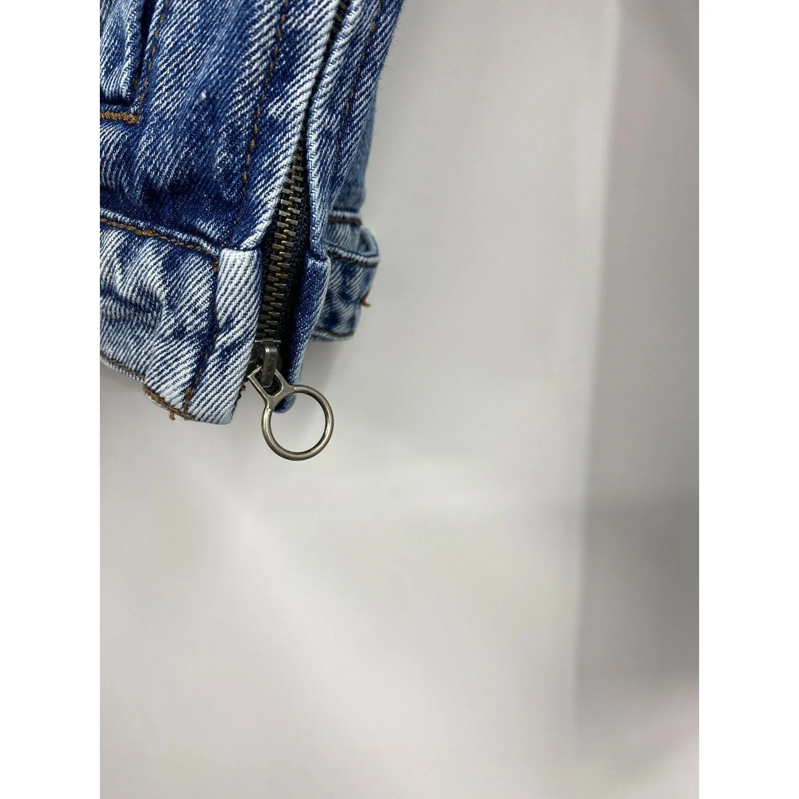 William Rast Womens Jean Jacket Blue Buttons Pockets Collared Cotton Juniors M - Image 4