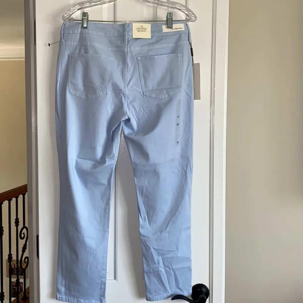 NWT Calvin Klein cropped Skinny Sapphire Ice Blue Slacks - Image 4