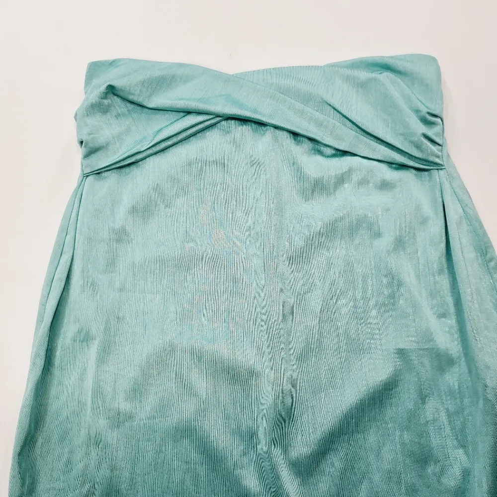Superdown Joana Maxi Skirt in Teal - Image 6