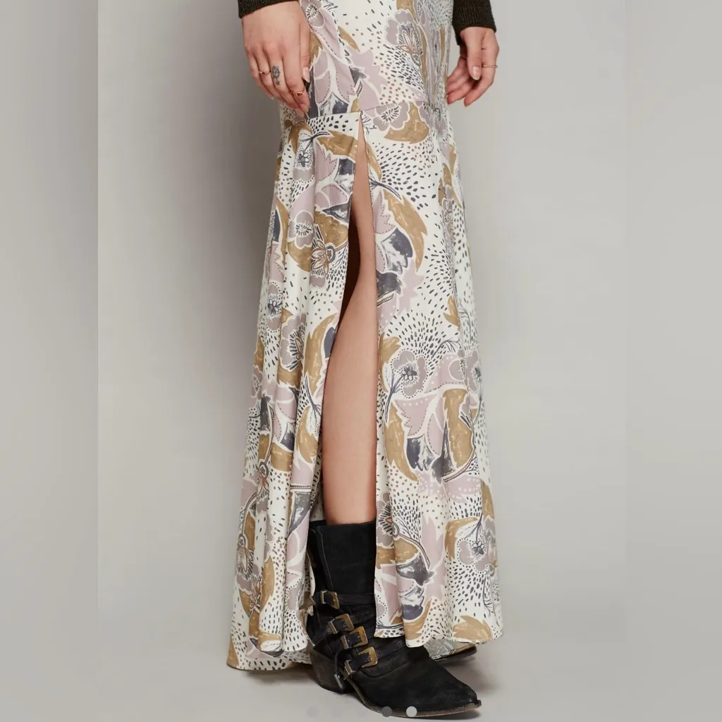 Free People Pebble Crepe Maxi Skirt size 0 - Image 9