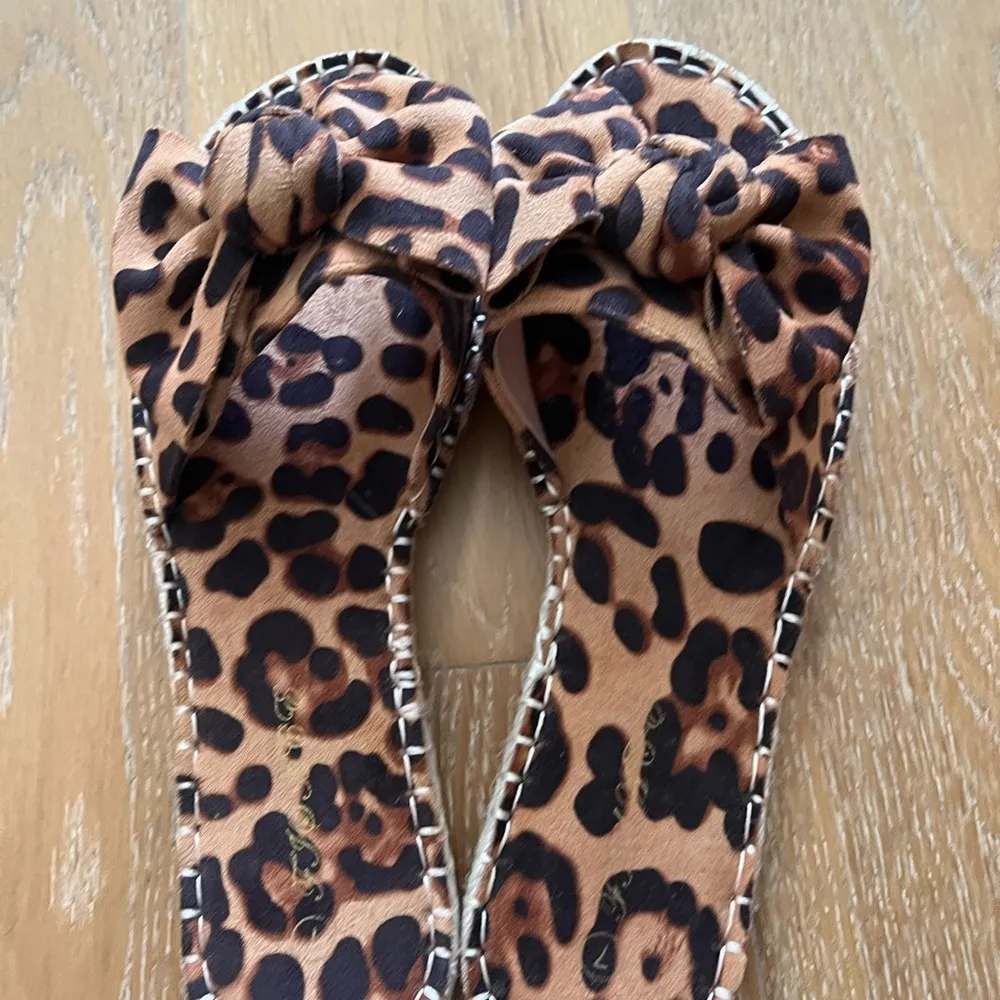 Fisace women’s espadrilles slip on front bow animal print Black Size 7 - Image 3