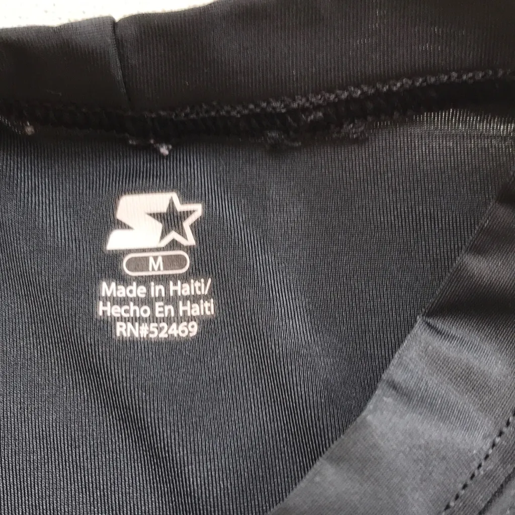 Black Fitted Neck Athletic Long Sleeve Size M - Image 3