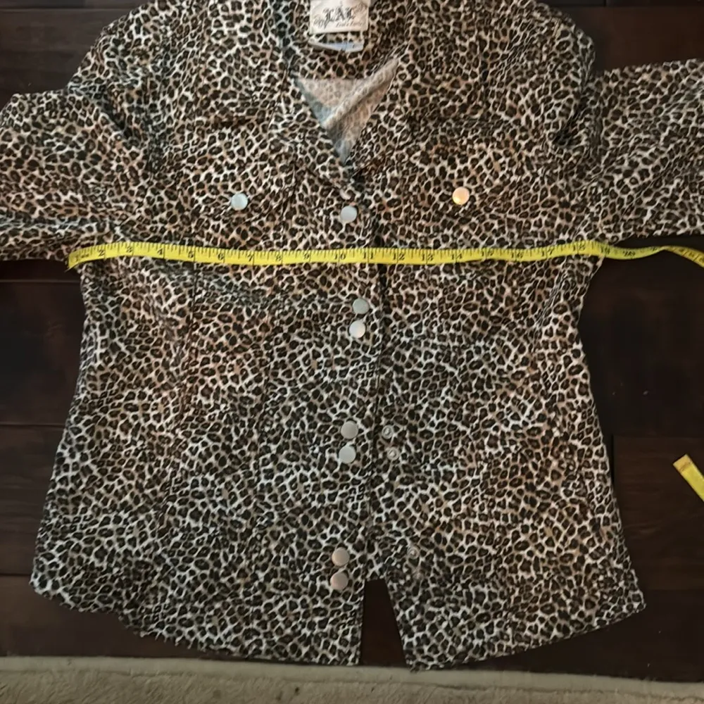Leopard print jean jacket by LAL - Image 7
