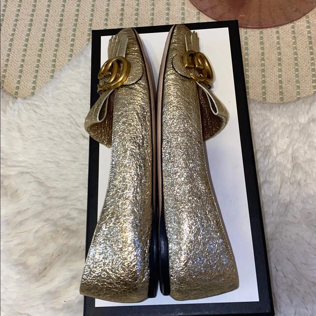 Authentic GUCCI Platino Gold Ballet Flats with Double G - Image 11