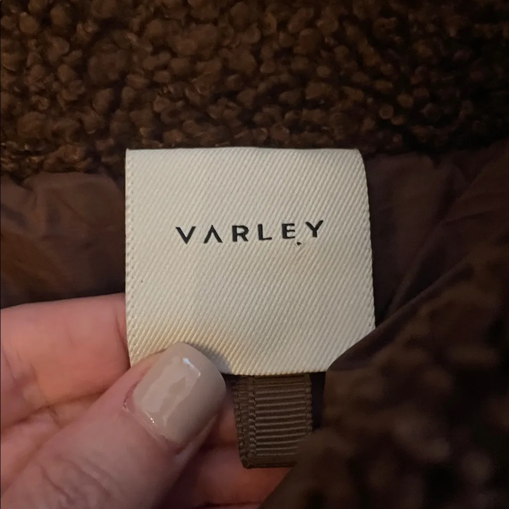 VARLEY Wilkins Sherpa Puffer Jacket - Image 6