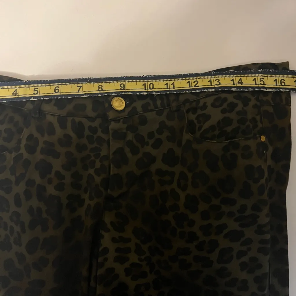 ZARA  Olive and Black Leopard Print Pants - Image 9
