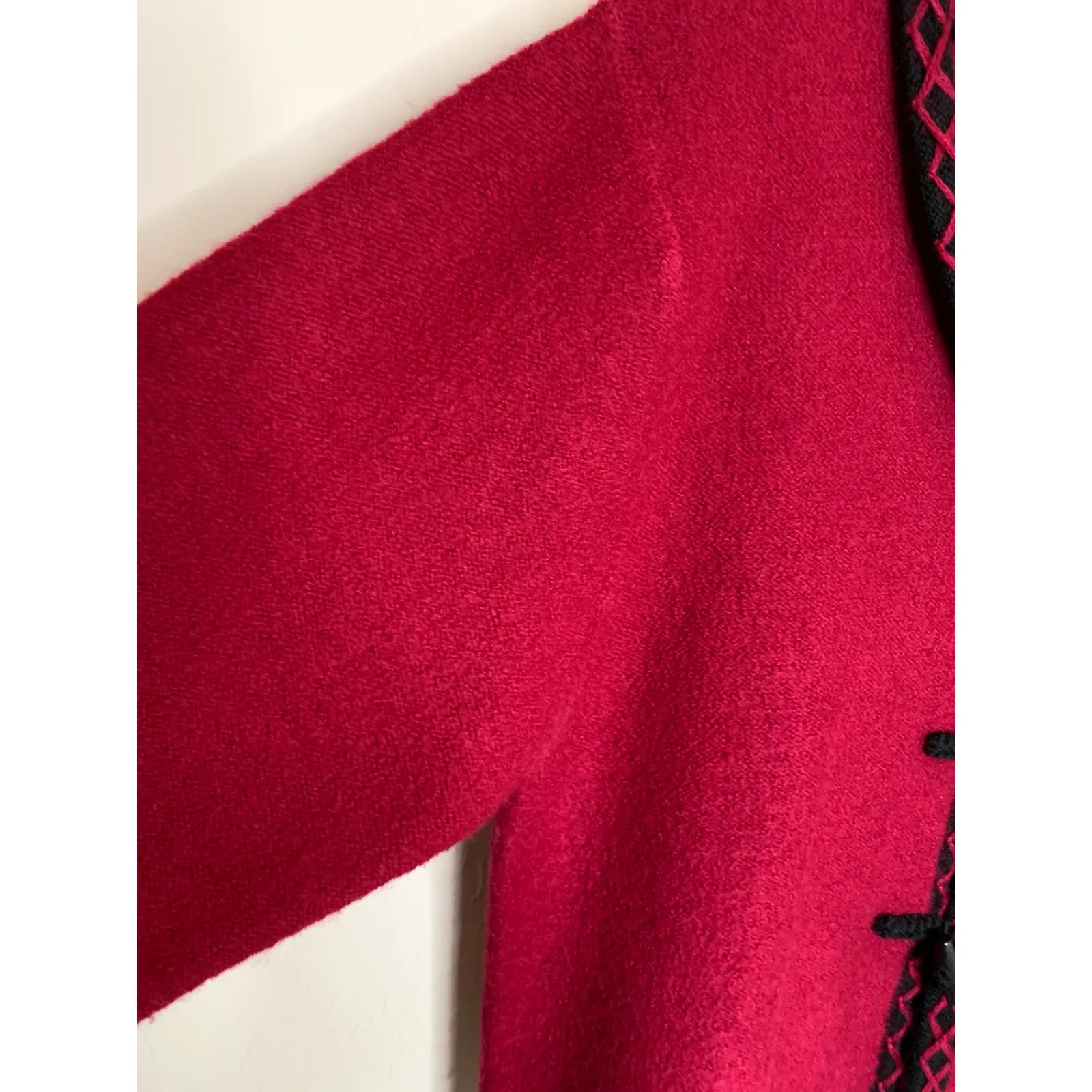 Red Wool Sweater Jacket Black Trim Vintage Christopher & Banks Sz Large - Image 8