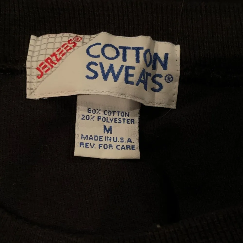 “Naughty but Nice” Holiday Christmas Vintage Sweatshirt M Black Gold - Image 4