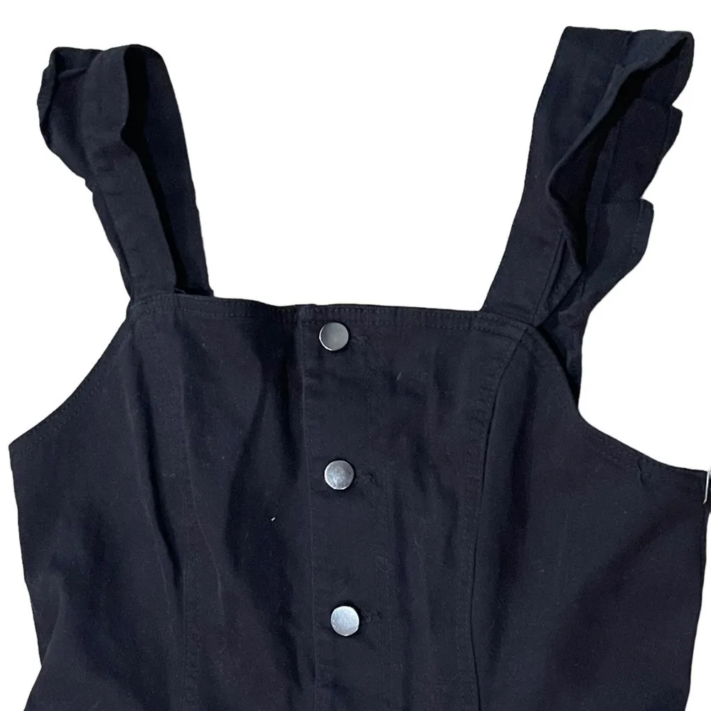 Tinseltown Jumpsuit Overalls Denim Ruffle Straps Button Up Black Size Large NWT - Image 3