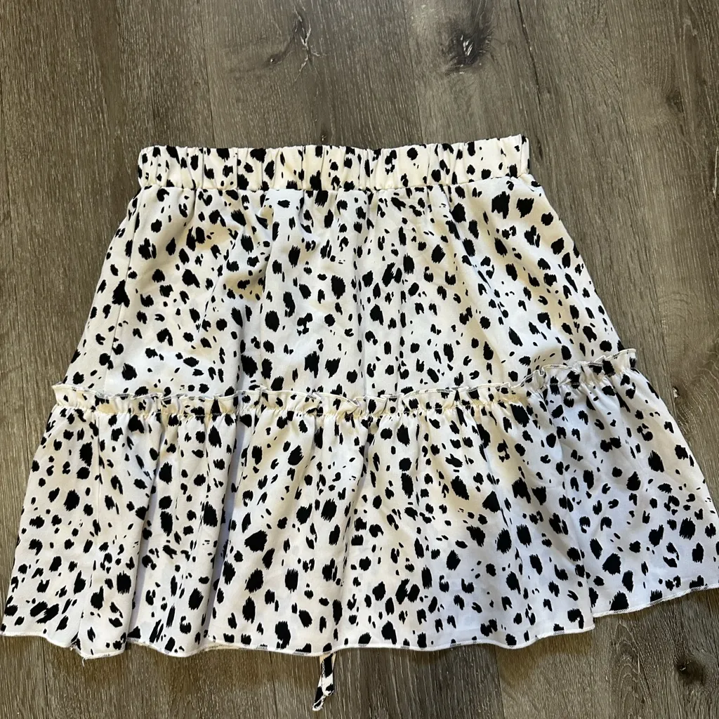 SHEIN Black and White Animal Print Skater Skirt - Image 3
