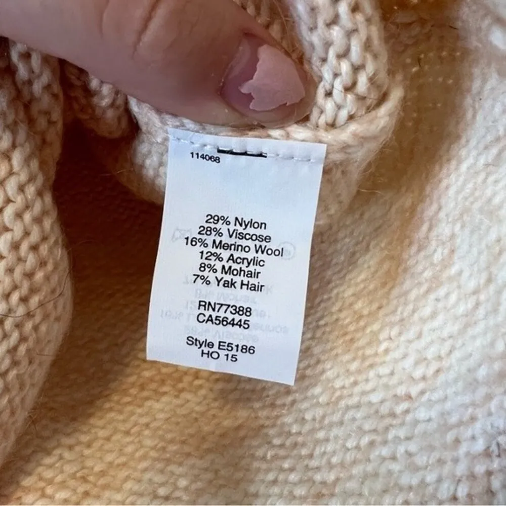 Threadmix Boatneck Sweater Size Medium - Image 5