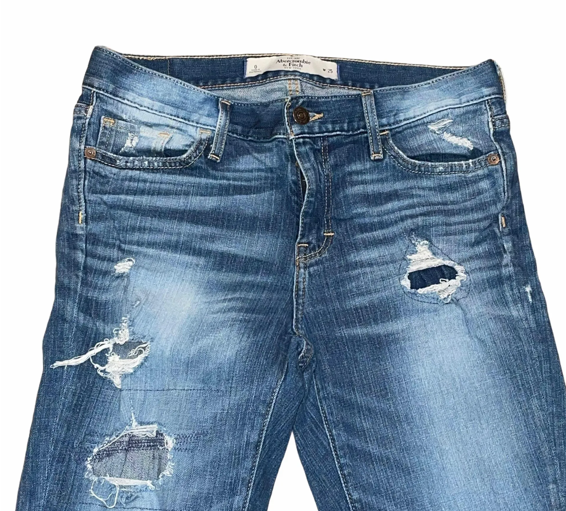 Distressed Cropped Jeans - Image 3