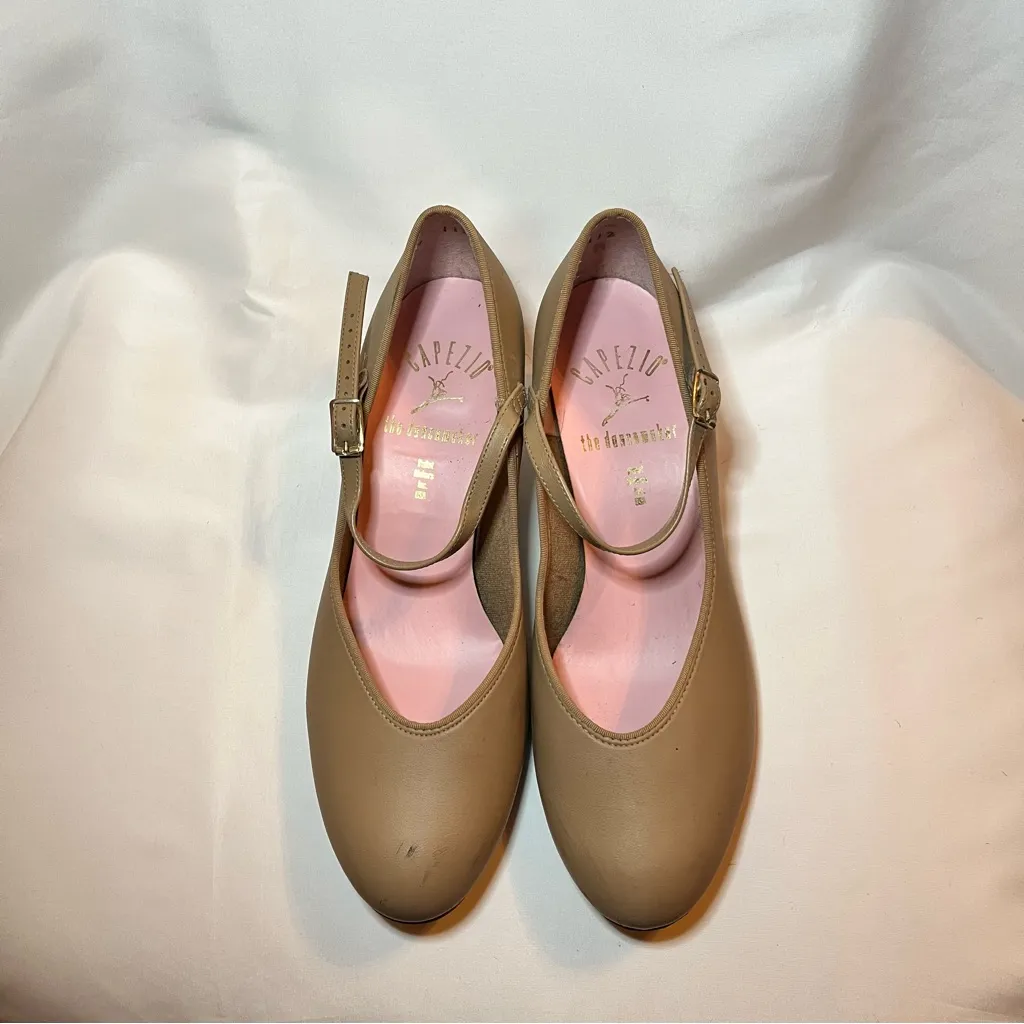 Capezio Dance Theater Heels Size 8 tan beige neutral shoes - Image 5