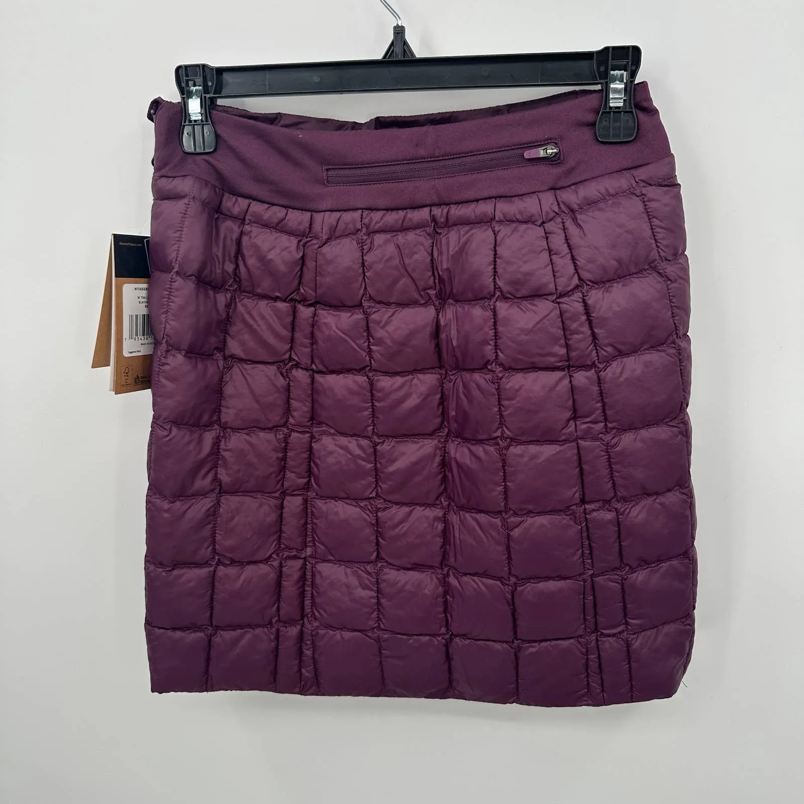 The North Face Women's ThermoBall Hybrid Skirt in Blackberry Wine Size XS - Image 4