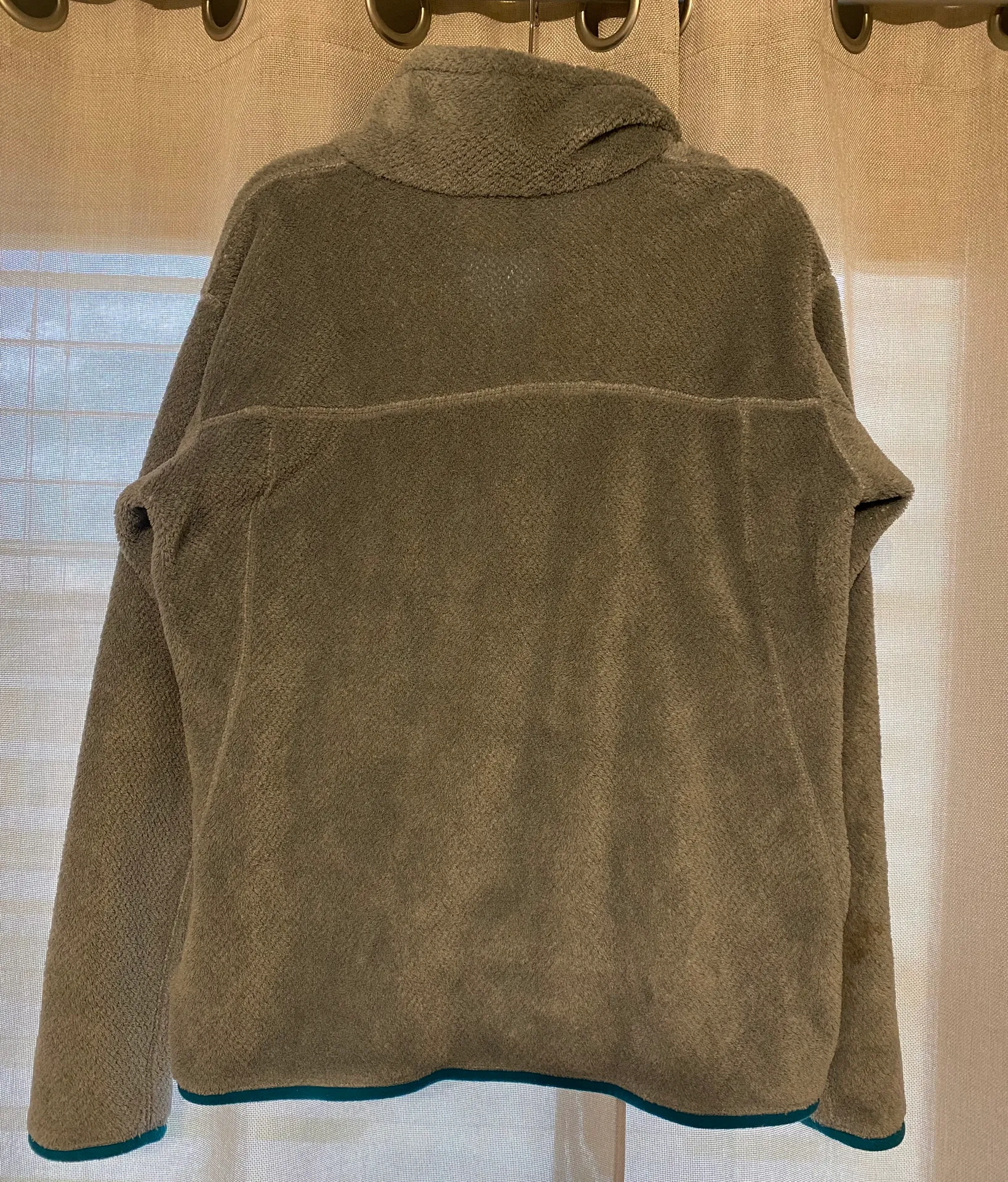 Patagonia Pullover Jacket - Image 2