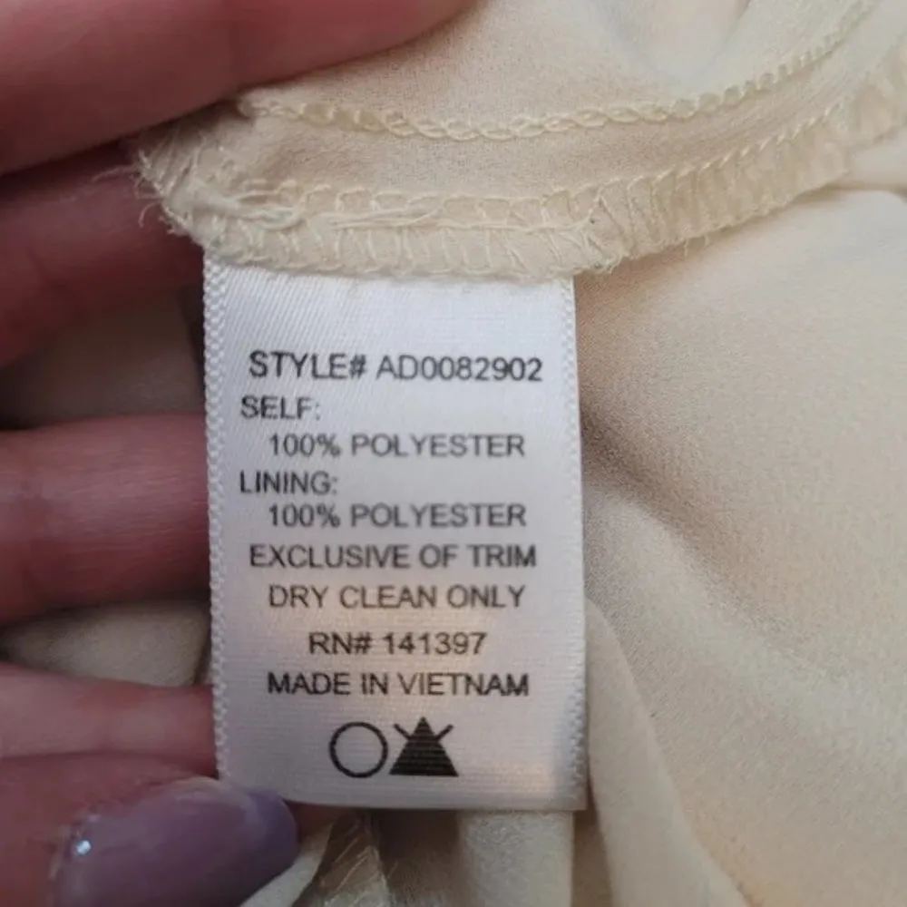 ASTR Cream Lace Trim Mini Shift Dress - Image 9