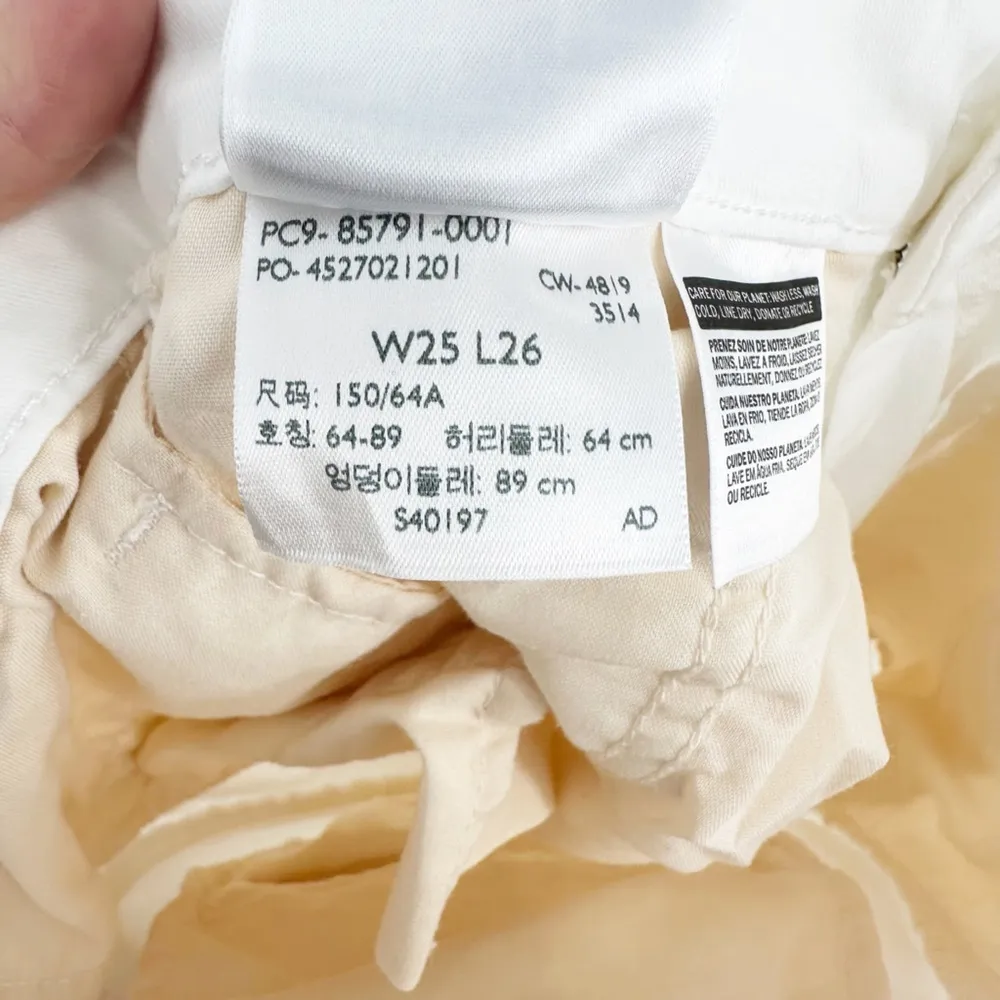 Levi's Pleated Balloon Leg Pants High Waisted Cropped in White Women's 25 - Image 10