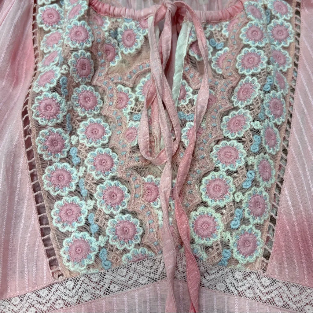🌟LOVESHACKFANCY🌟 CHELIE EMBROIDERED BOHO DRESS FIT & FLARE PINK WHITE SZ 6 - Image 10