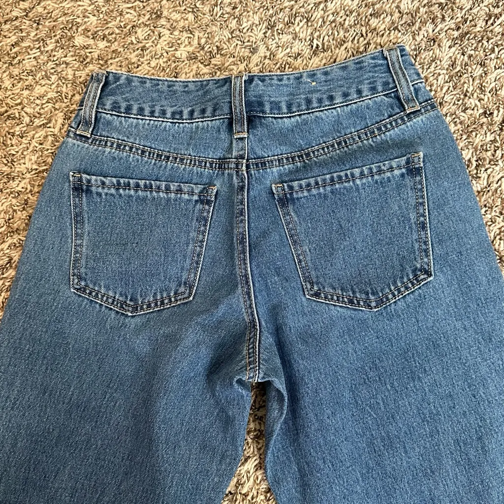 Empyre Blue Denim High Waisted Straight Leg Eileen Mom Jeans size 0 - Image 4