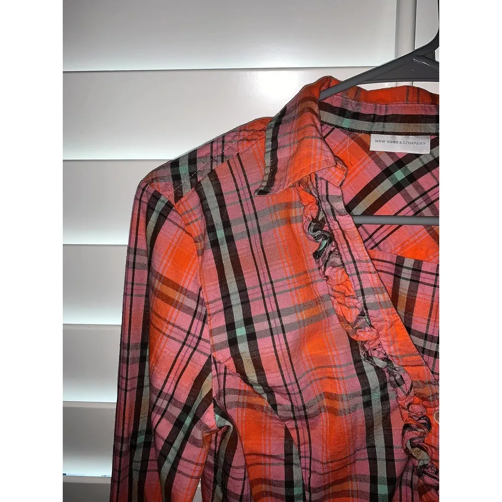 Woman's New York & Company Long Sleeve Plaid Blouse - Image 6