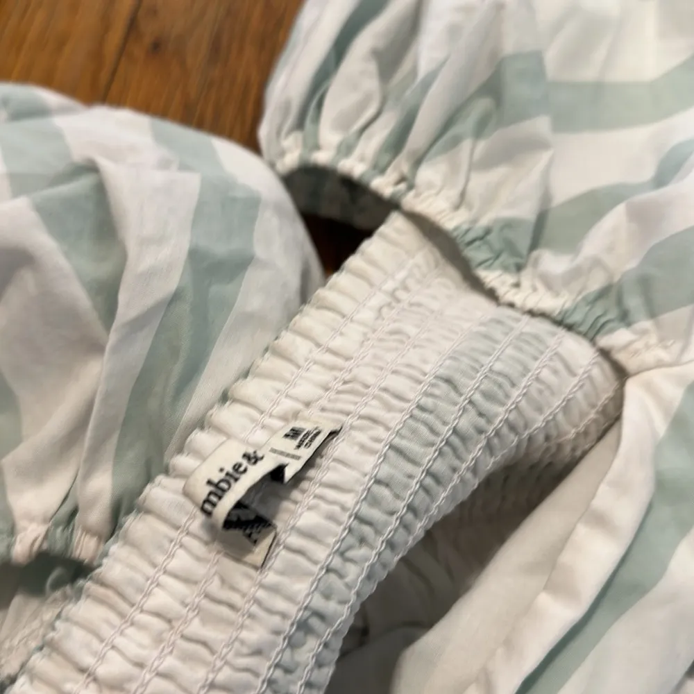 Abercrombie & Fitch Puff Sleeve Midi Dress - Green and White Stripe - Medium - Image 10