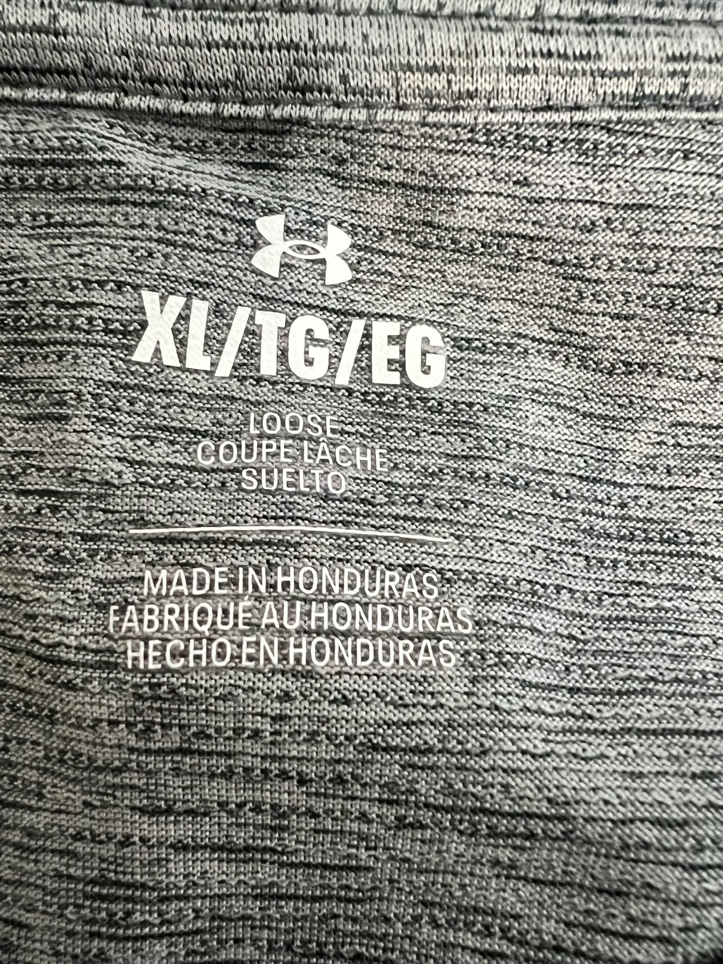 Under Armour  Performance Men's Gray T-Shirt - Image 4