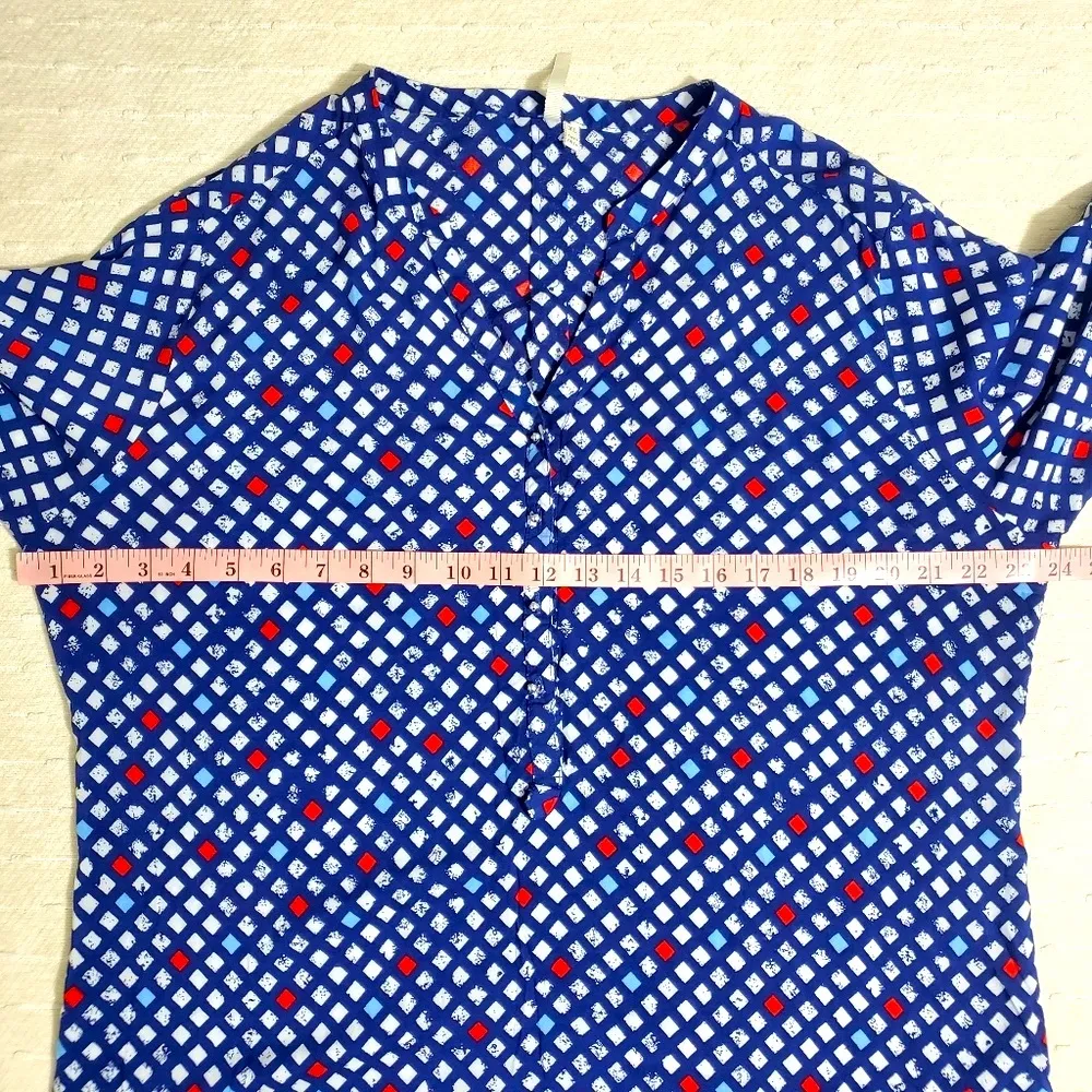 Grand & Greene Blouse Navy Blue Red White Lattice Print Roll Tab Cotton Size XL - Image 3