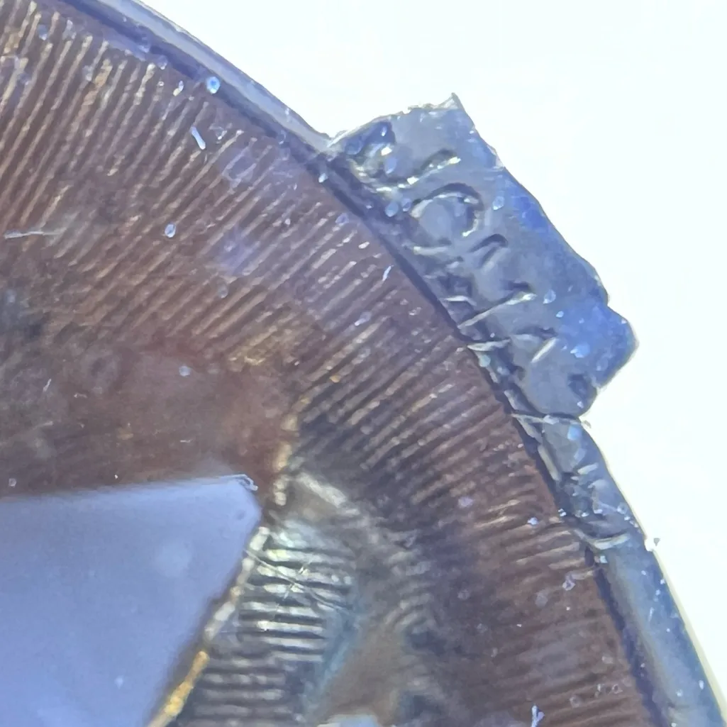 Elegant Gold & Silver Diamond Brooch - Image 13